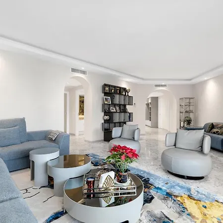 Appartement Modern And Large In The Heart Of Puerto Banus *