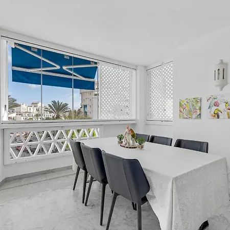 公寓 Modern And Large In The Heart Of Puerto Banus