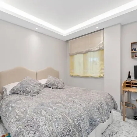Modern And Large In The Heart Of Puerto Banus 公寓 马尔韦利亚